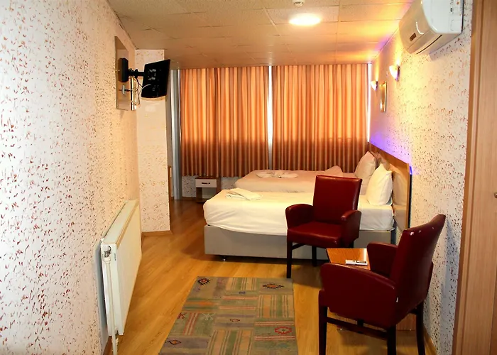 Avcilar Emre Hotel 3*